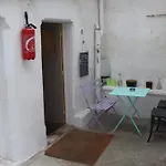 Проживание в семье Centre - Salle De Bain, Refrigerateur, Tv Et Machine A Cafe Privatifs - Cuisine Commune - Terrasse - De A 200m Пуатье