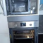 Centre - Salle De Bain, Refrigerateur, Tv Et Machine A Cafe Privatifs - Cuisine Commune - Terrasse - De A 200m בית אירוח פואטייה
