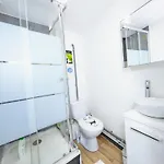 Centre - Salle De Bain, Refrigerateur, Tv Et Machine A Cafe Privatifs - Cuisine Commune - Terrasse - De A 200m * פואטייה