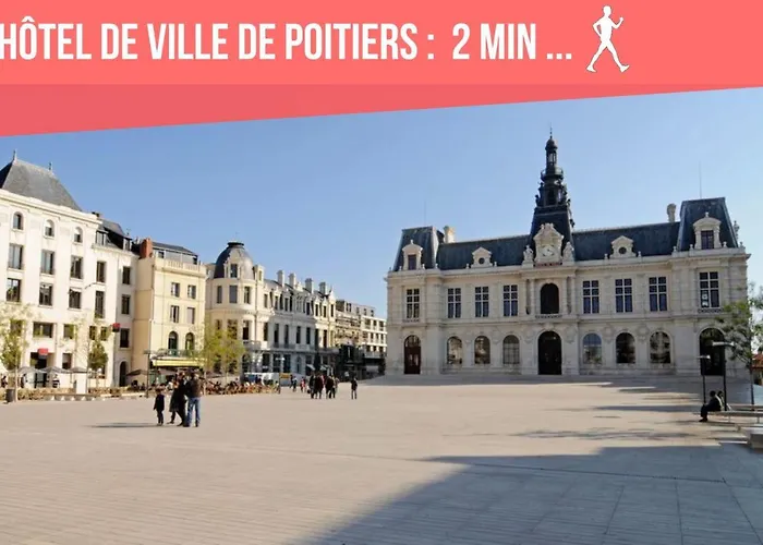 Centre: Private Comforts, Shared Kitchen & Hall Proximity Homestay Poitiers